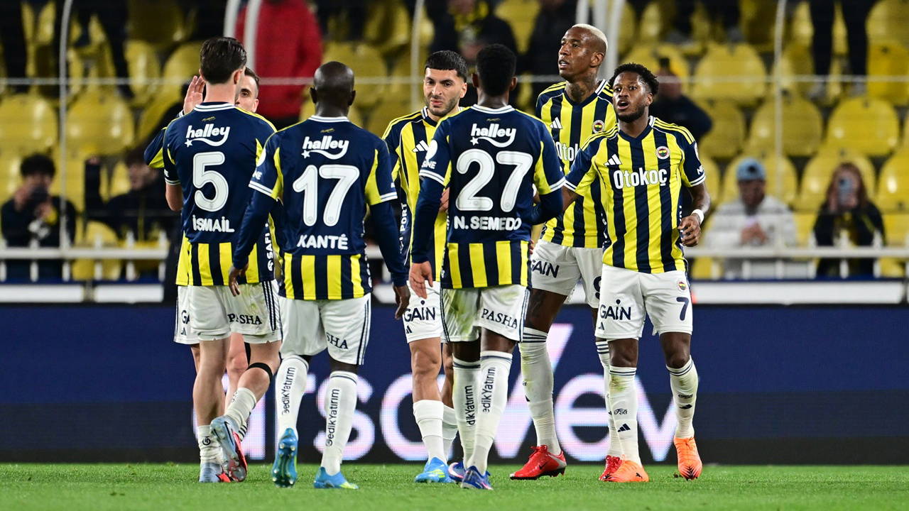 Fenerbahçe'nin yeni sezon kamp programı ve hazırlık maçları açıklandı