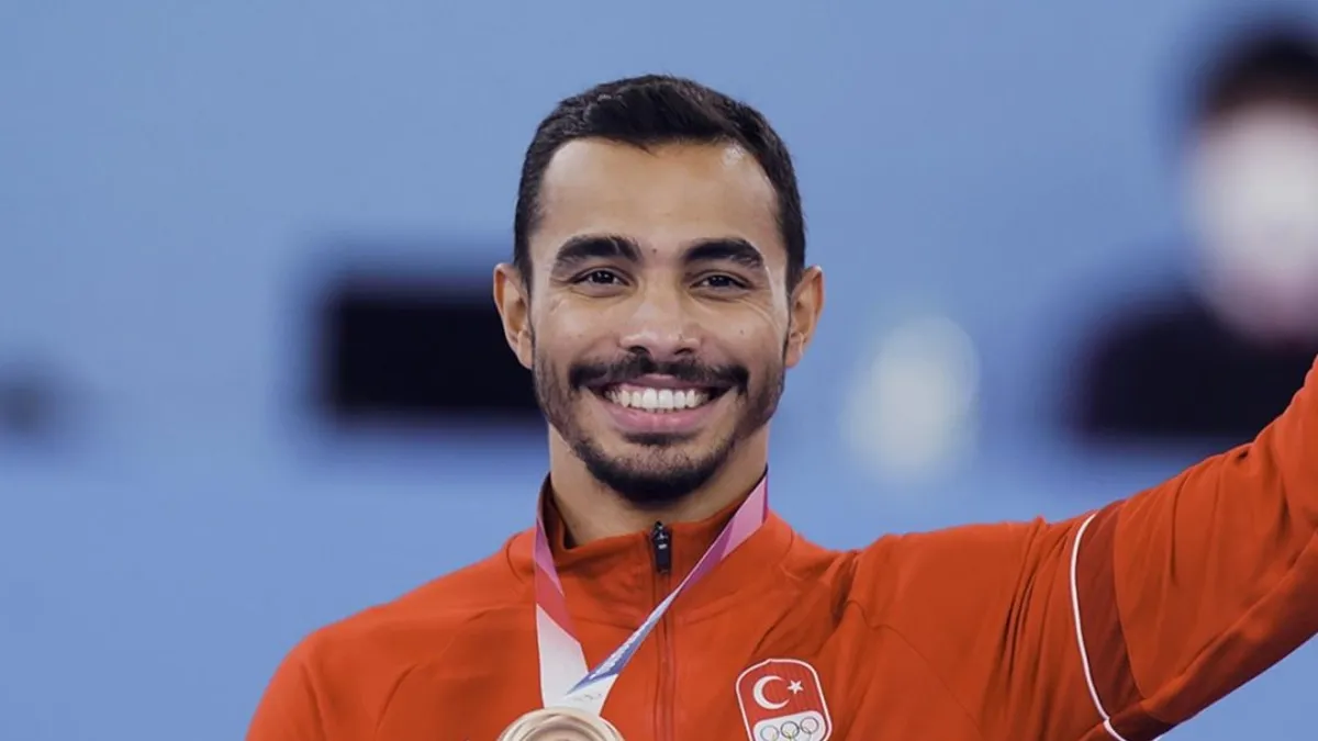 Ferhat Arıcan'dan Altın Madalya: Paralel Bar Şampiyonluğu