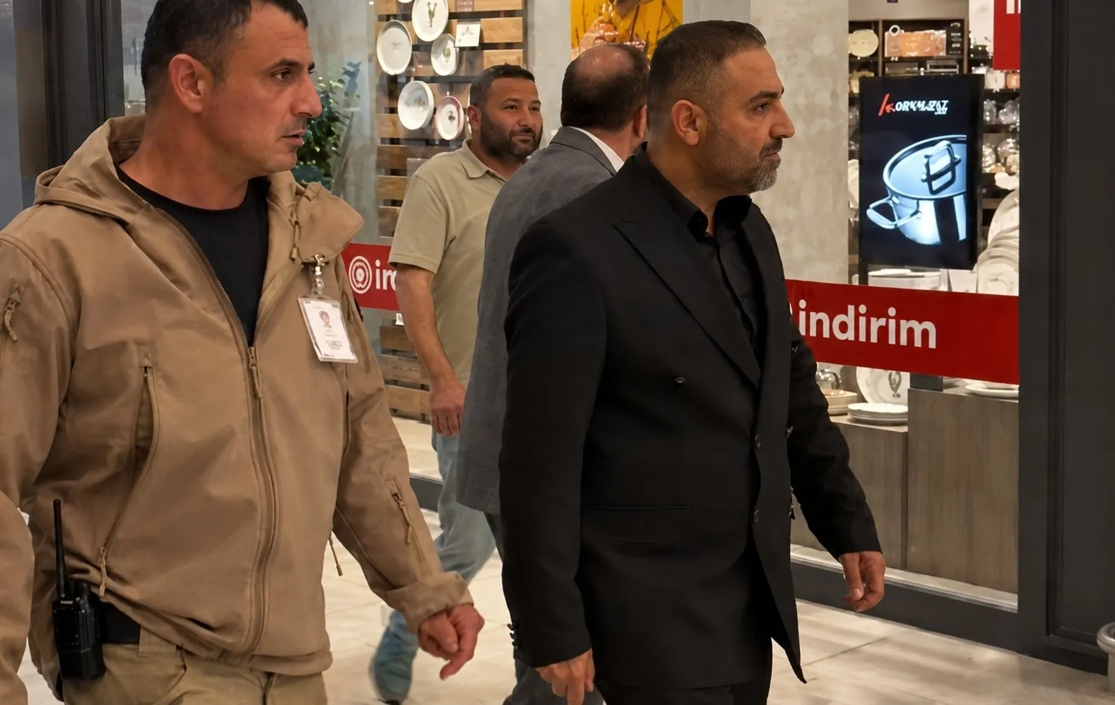 Ferhat Aydoğan hakkında gözaltı kararı: AVM'de sözde denetim soruşturması