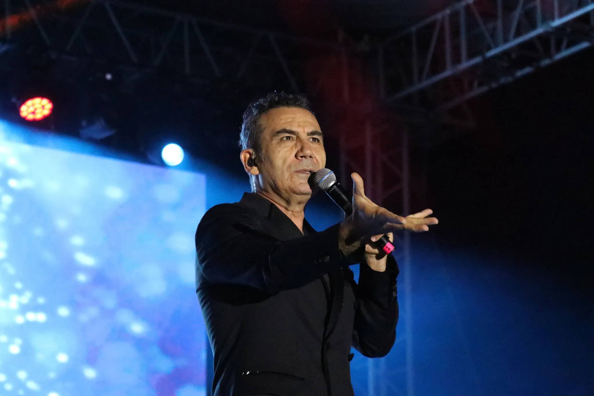 Ferhat Göçer Oğlunun UCL Başarısını Paylaştı