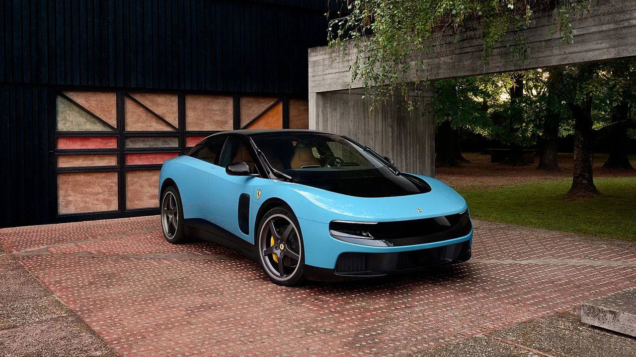 Ferrari'nin İlk Elektrikli Otomobili Luce, Müzayedede Tarihi Rekor Kırdı