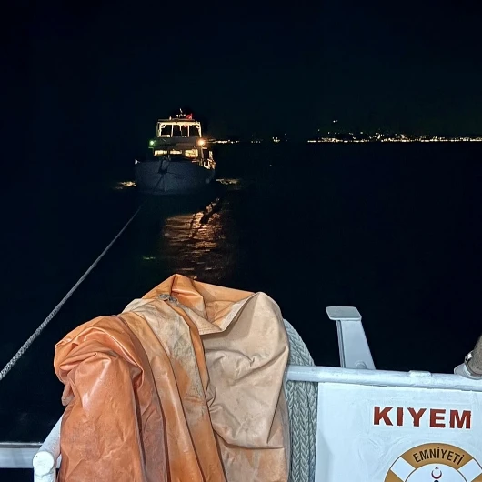 Fethiye Açıklarında Sürüklenen Teknedeki 9 Kişi Kurtarıldı