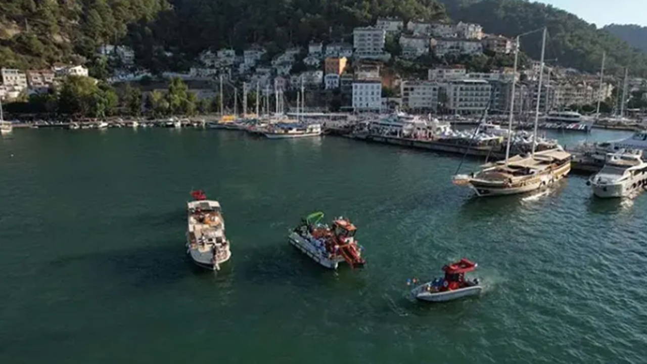 Fethiye Körfezi'nde 16 Milyon Metreküp Dip Çamuru Temizliği Başlıyor