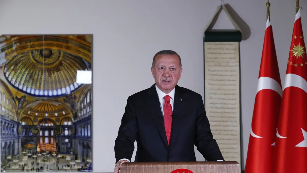 Fetih Coşkusu Çifte Bayram: Erdoğan İstanbullularla Buluşuyor