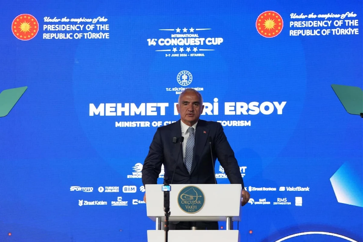 Fetih ruhu Okmeydanı'nda yeniden hayat buldu: Dünyanın en büyük sivil okçuluk organizasyonu İstanbul'da başladı