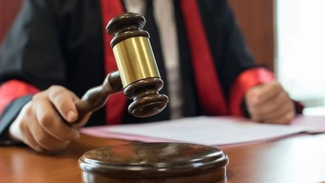 FETÖ Şüphelisini Serbest Bırakan Hakime Rüşvet Suçüstü: 50 Bin Dolar