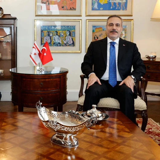 Fidan, KKTC Cumhurbaşkanı Erhürman ve Ertuğruloğlu ile New York'ta görüştü