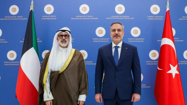 Fidan ve Kuveytli mevkidaşı Sabah, ikili ilişkileri değerlendirdi