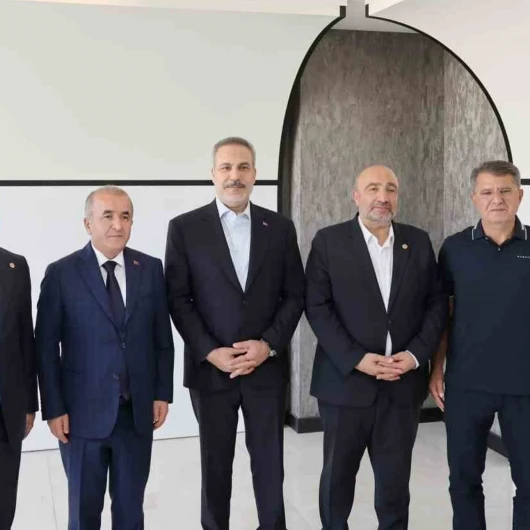 Fidan: YPG/SDG'nin feshi pratikte de uygulanırsa olumlu