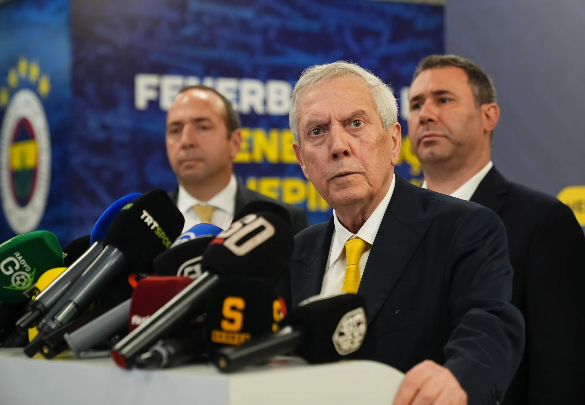 FIFA'dan Fenerbahçe'ye 3 Dönem Transfer Yasağı: Kaldırılma Şartı Ortaya Çıktı