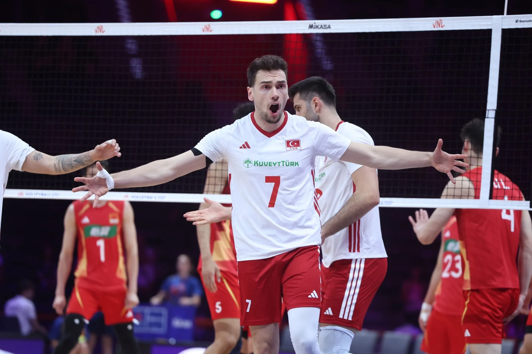 Filenin Efeleri'nden tarihi geri dönüş: Arjantin 3-2 devrildi