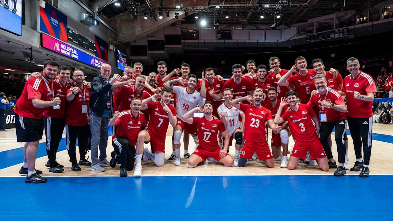 Filenin Efeleri Fransa'yı 3-0 Geçti