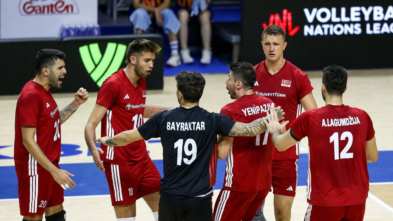 Filenin Efeleri Ukrayna'yı 2-0 Geriden Gelerek Devirdi