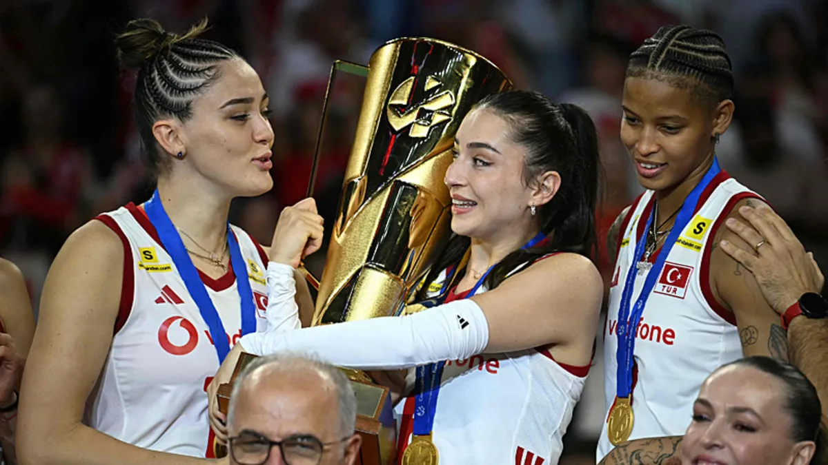 Filenin Sultanları Avrupa Şampiyonluğu Kupasını Kaldırdı