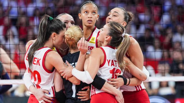 Filenin Sultanları Avrupa Şampiyonu! İtalya'yı 3-2 Yendik
