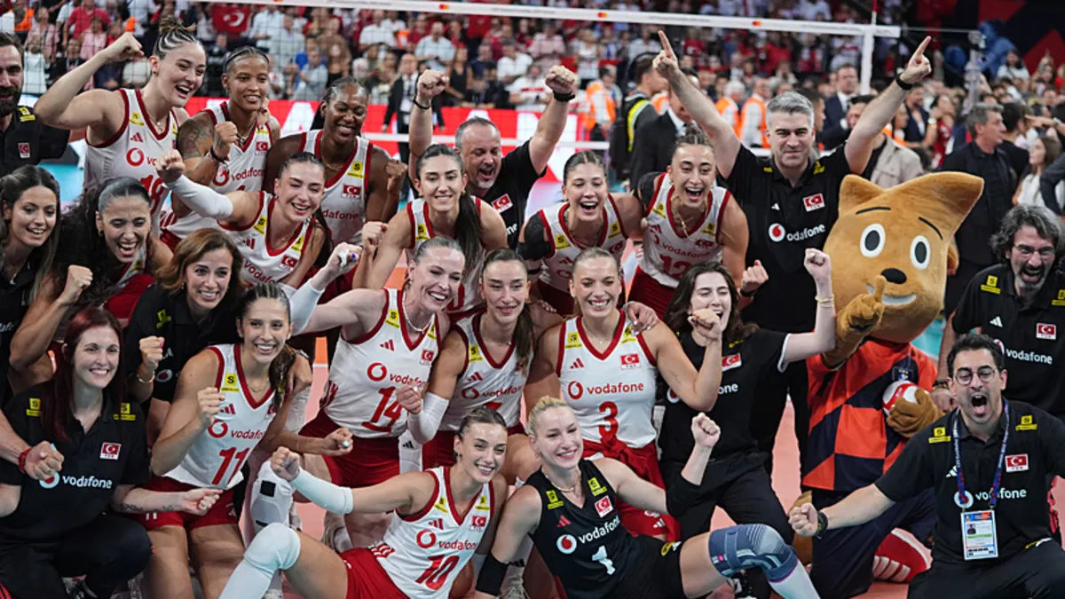 Filenin Sultanları Avrupa Şampiyonu! Siyasilerden Tebrik Yağmuru