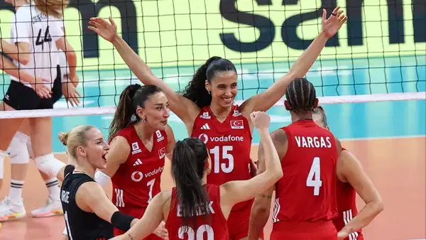 Filenin Sultanları Macaristan'ı 3-0 Geçti, Avrupa Şampiyonası'nda 3'te 3