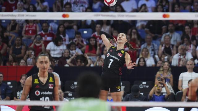 Filenin Sultanları Slovenya'yı 3-1 Mağlup Etti