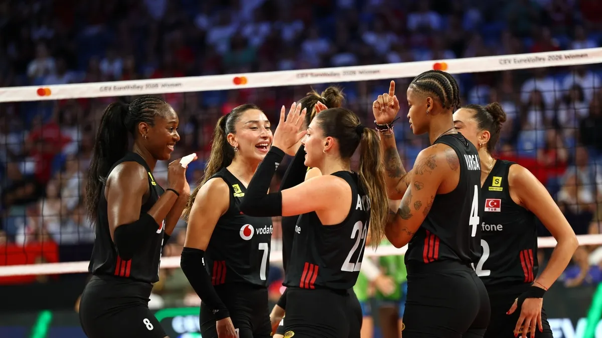 Filenin Sultanları Slovenya'yı Devirdi: 2'de 2