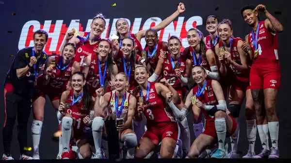 Filenin Sultanları VNL'de Kaç Kez Zirveye Çıktı? İşte Tarihi Başarılar