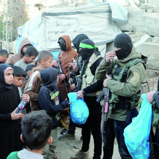 Filistinlilerden Hamas'ın Silah Bırakmasına Tepki