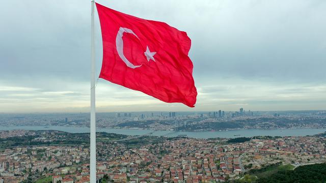 Fitch'ten Türkiye'ye güven: Kredi notu teyit edildi