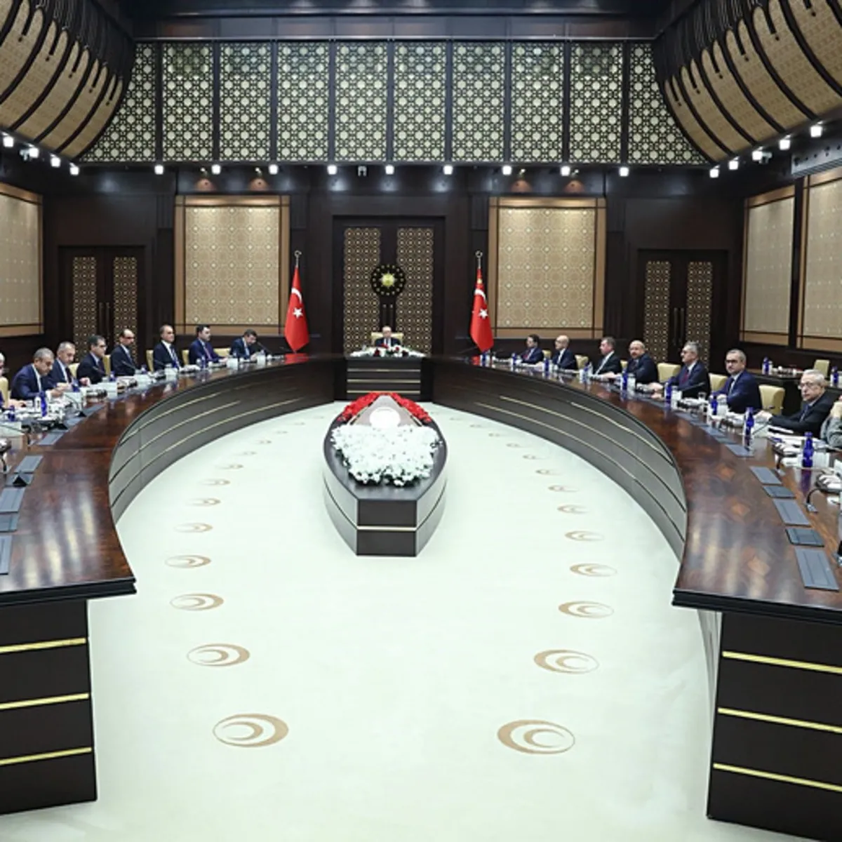 Fon Koordinasyon Kurulu 2. Toplantısı: Cevdet Yılmaz'dan İlave Tedbir Açıklaması