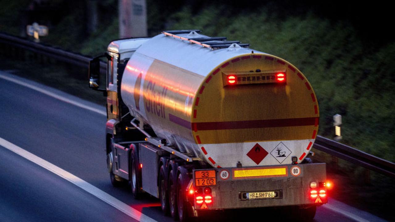 Fransa'dan Dizel Rezerv Önerisi: Petrol Fiyatlarına Müdahale
