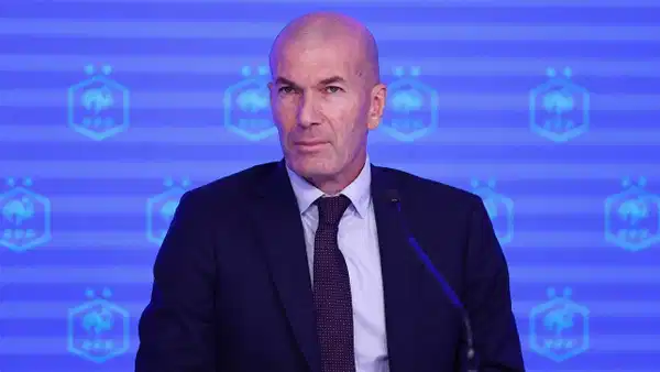 Fransa'da Zidane Dönemi: İlk Maç Türkiye