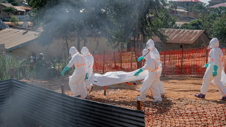 Fransa'da ilk Ebola vakası: Hasta izole edildi