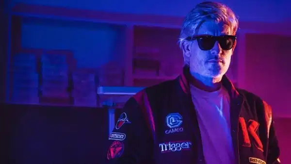 Fransız DJ Kavinsky Paris'te Hayatını Kaybetti