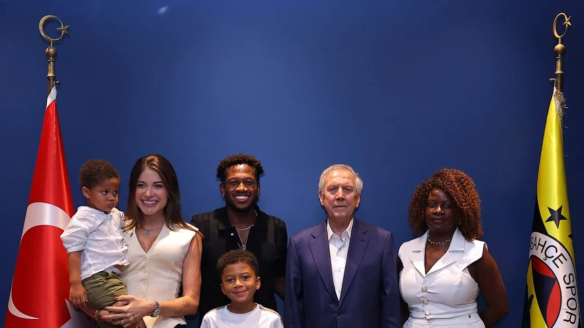 Fred, Fenerbahçe'ye Veda Etti: Atletico Mineiro'ya Transfer