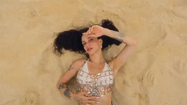 Frekans: Yeni Şarkı ve Albümlerle Müzik Gündemi