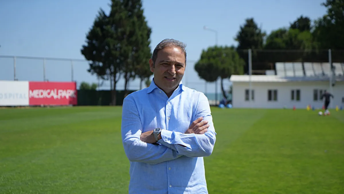 Fuat Çapa: Samsunspor Stoper ve Orta Sahaya Takviye Yapacak