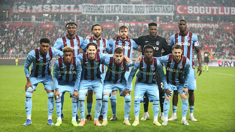 Fulham'dan Trabzonspor'un yıldızı Nwaiwu'ya dev teklif