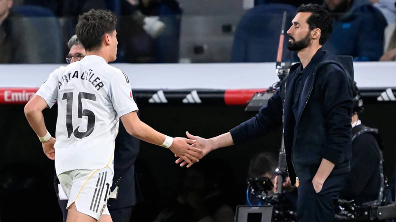 Fulham'ın yeni teknik direktörü Alvaro Arbeloa oldu