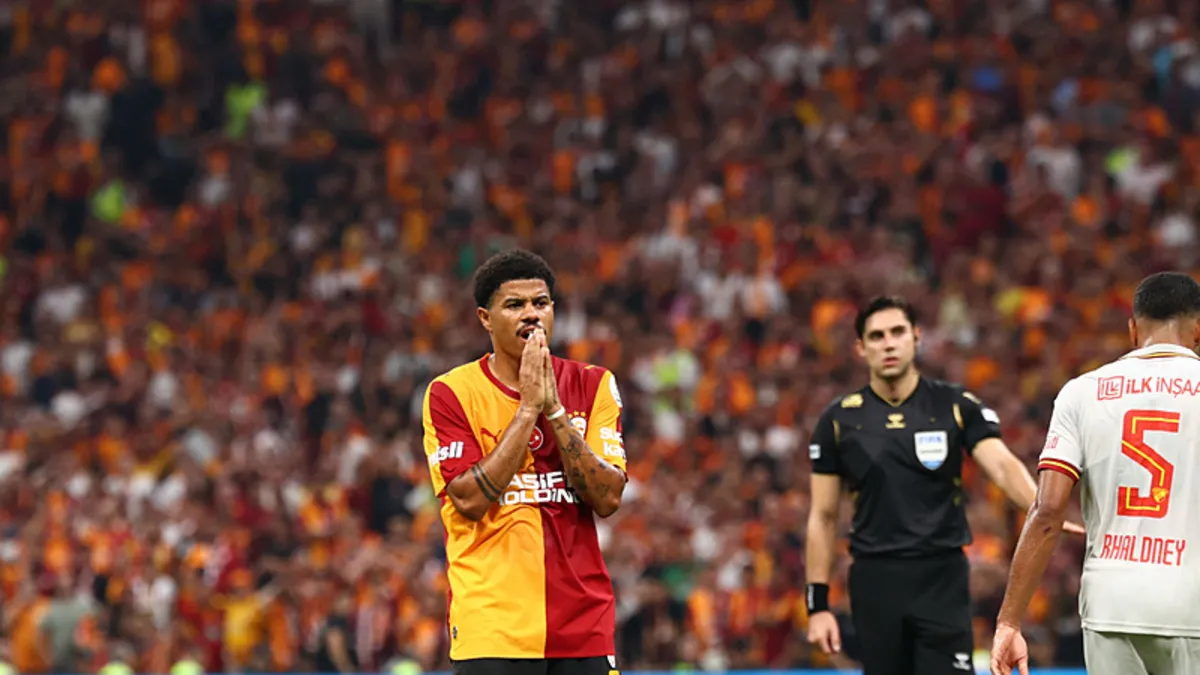 Gabriel Sara Galatasaray'da Rafael Leao'yu Anlattı