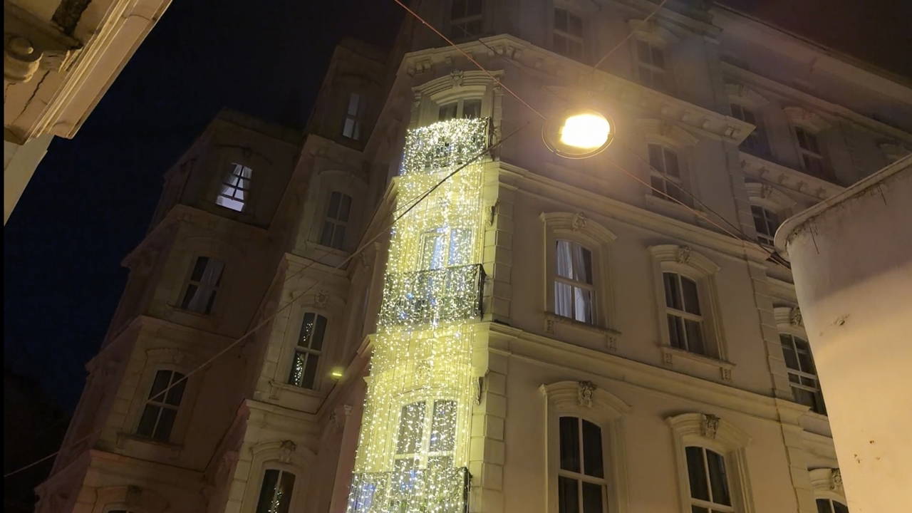 Galata'da otel terasından düşen aşçı Esmanur Polat hayatını kaybetti: Ruhsatsız teras soruşturması