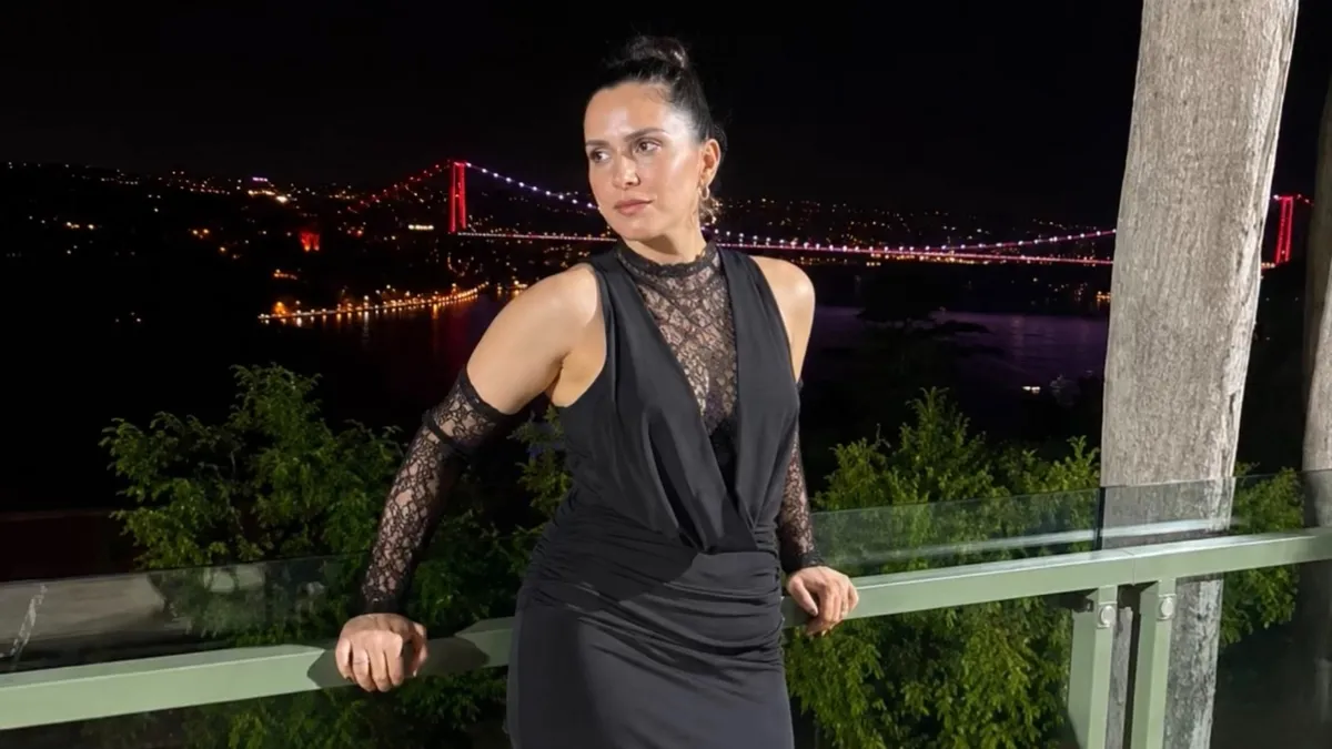 Galata'da otelin terasından düşen genç aşçı hayatını kaybetti
