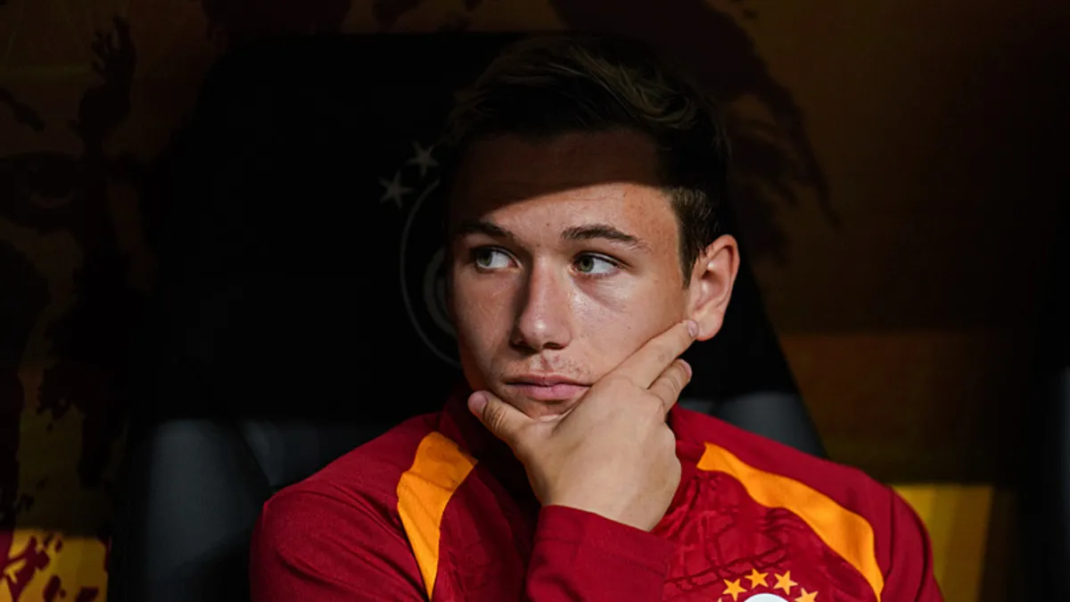 Galatasaray'da Aleksey Batrakov İlk Maçında Oynadı