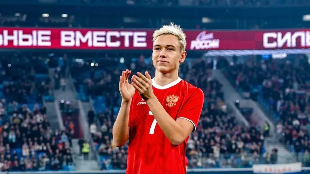 Galatasaray, Batrakov Transferini Tribünde Duyurdu