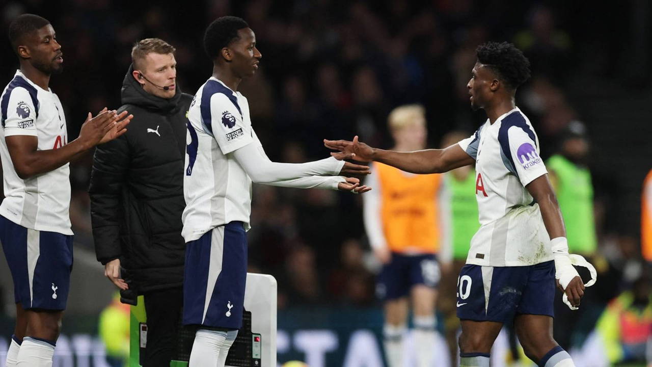 Galatasaray'da Sarr Hamlesi: Orta Saha Planı Netleşiyor