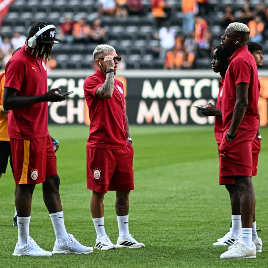Galatasaray'da sürpriz ayrılık: Yıldız isim takımdan gidiyor