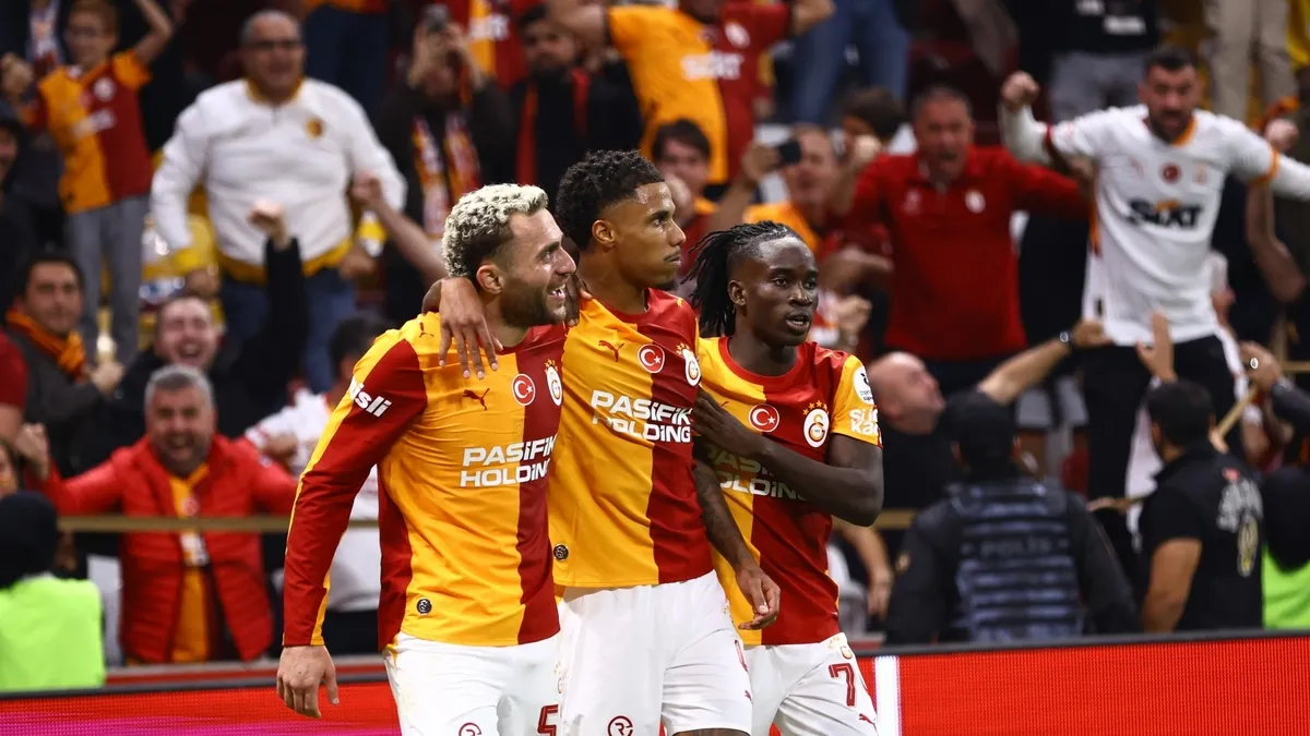 Galatasaray Kasımpaşa'yı Son Anda Geçti: Okan Buruk Hedefte