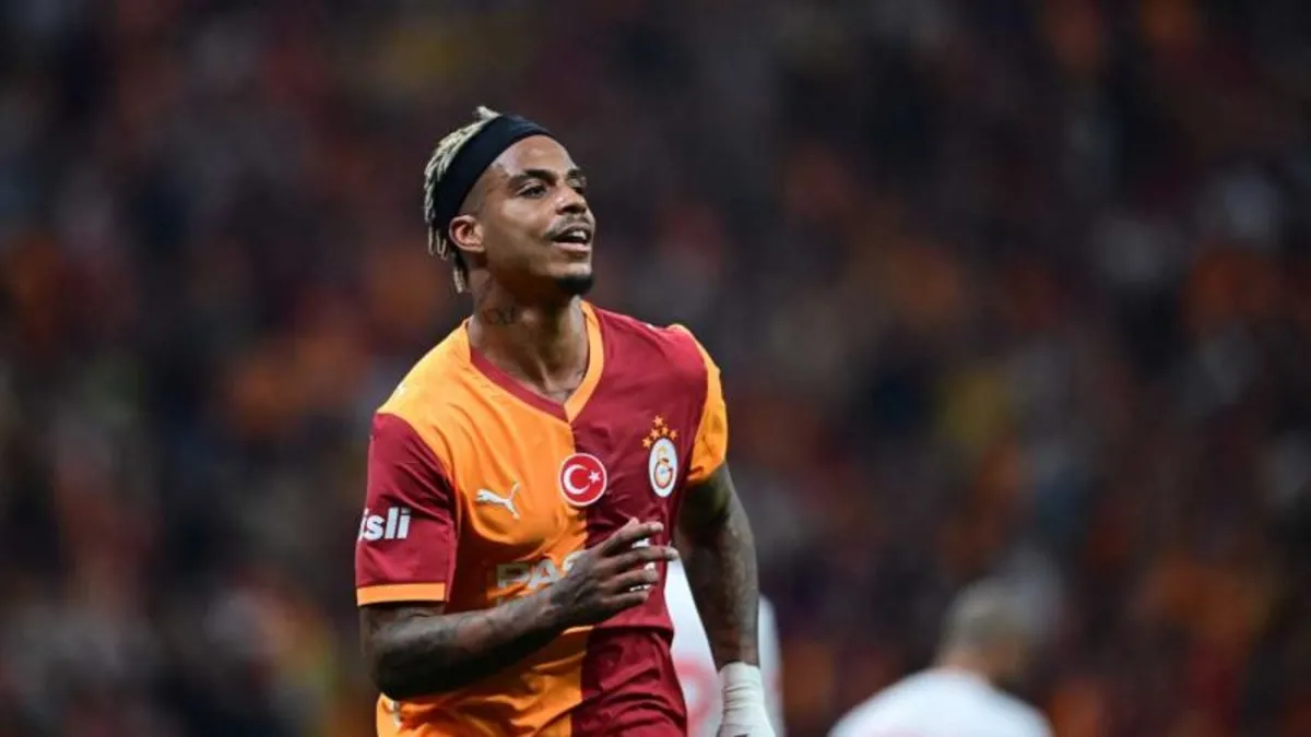 Galatasaray'da Lemina imzasına kaldı! Özbek zam sözünü tuttu