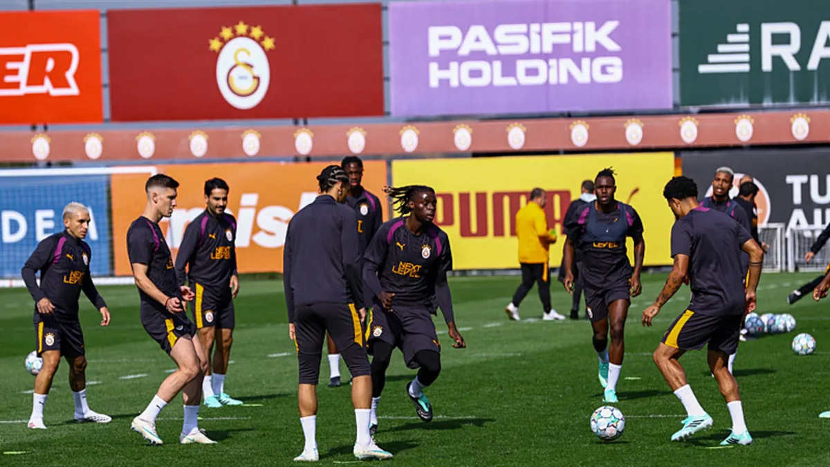 Galatasaray'ın Lille Kafilesi Belli Oldu: Singo Müjdesi