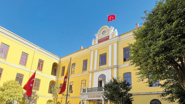 Galatasaray Lisesi'ne girişte köklü değişiklik: Düz geçiş kalkıyor