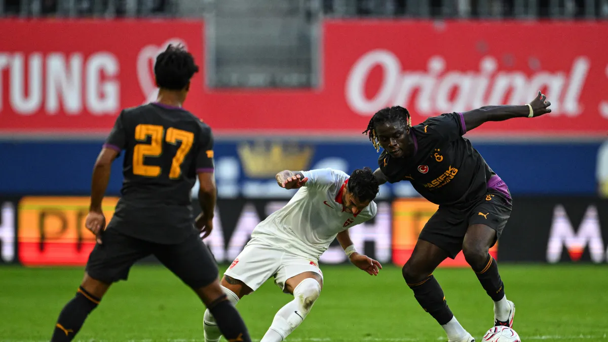 Galatasaray, Monza'ya 2-0 Yenilerek Sezonu Kötü Açtı