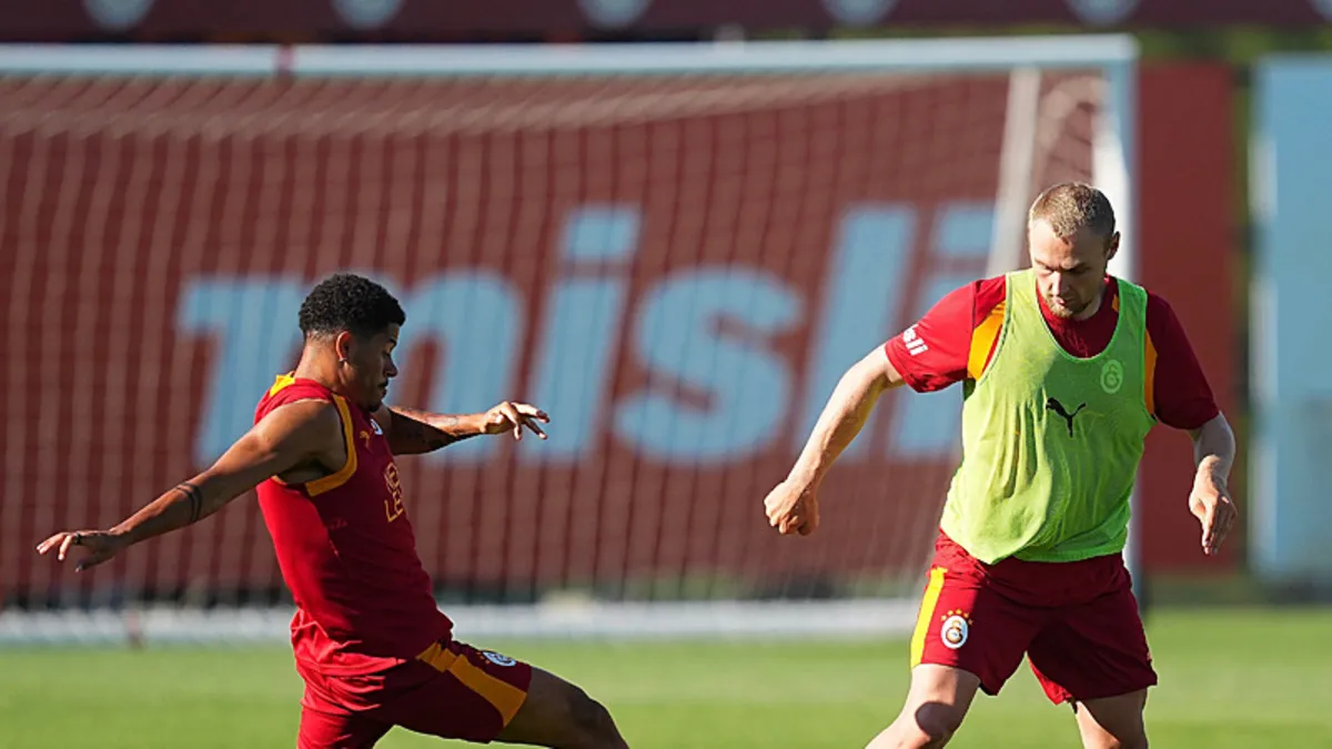 Galatasaray'da Osimhen sürprizi: Nijeryalı yıldız takımla çalıştı