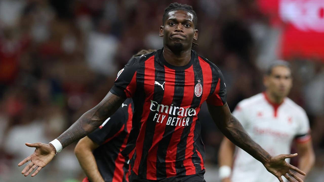 Galatasaray'dan Rafael Leao Hamlesi: Fenerbahçe'nin Önüne Geçildi